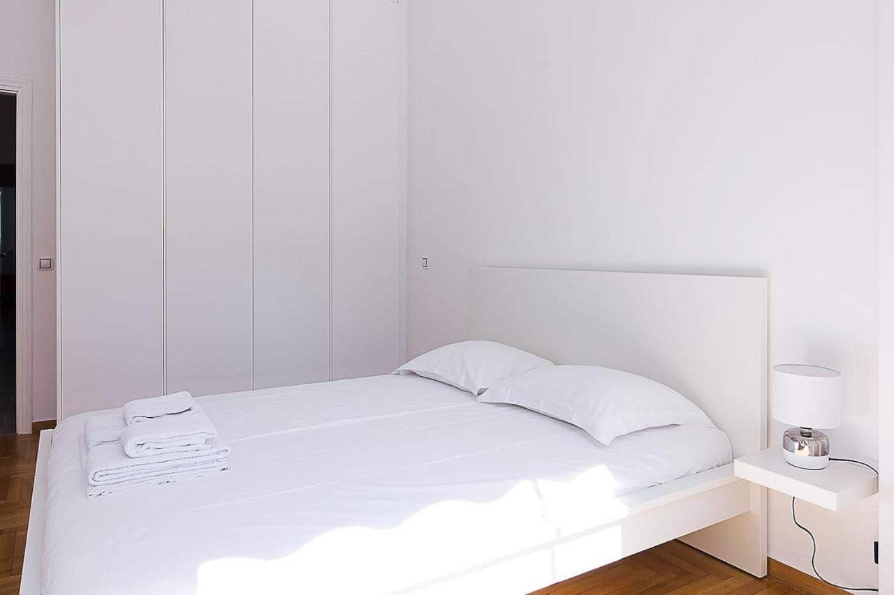 Spacious two bedroom apartment in Central location Atenas Exterior foto