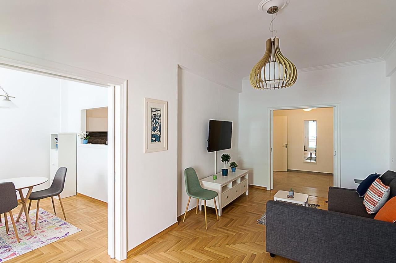 Spacious two bedroom apartment in Central location Atenas Exterior foto